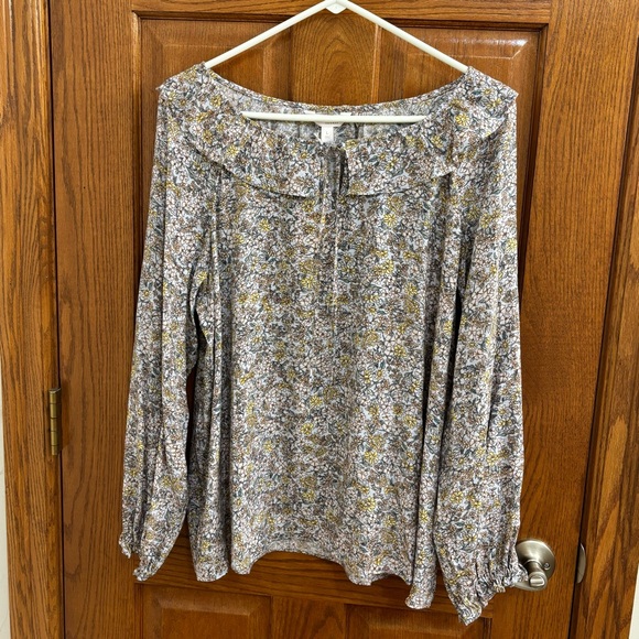 LC Lauren Conrad Tops - Lauren Conrad Ruffle Neck Peasant Blouse